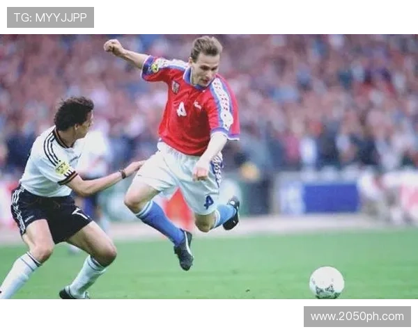 回顾捷克2006年足球明星的辉煌瞬间与赛场传奇 回顾捷克2006年足球明星的辉煌瞬间与赛场传奇