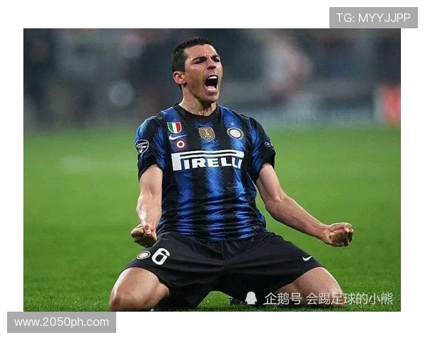 巴西足球明星卡洛的传奇旅程与辉煌成就揭秘